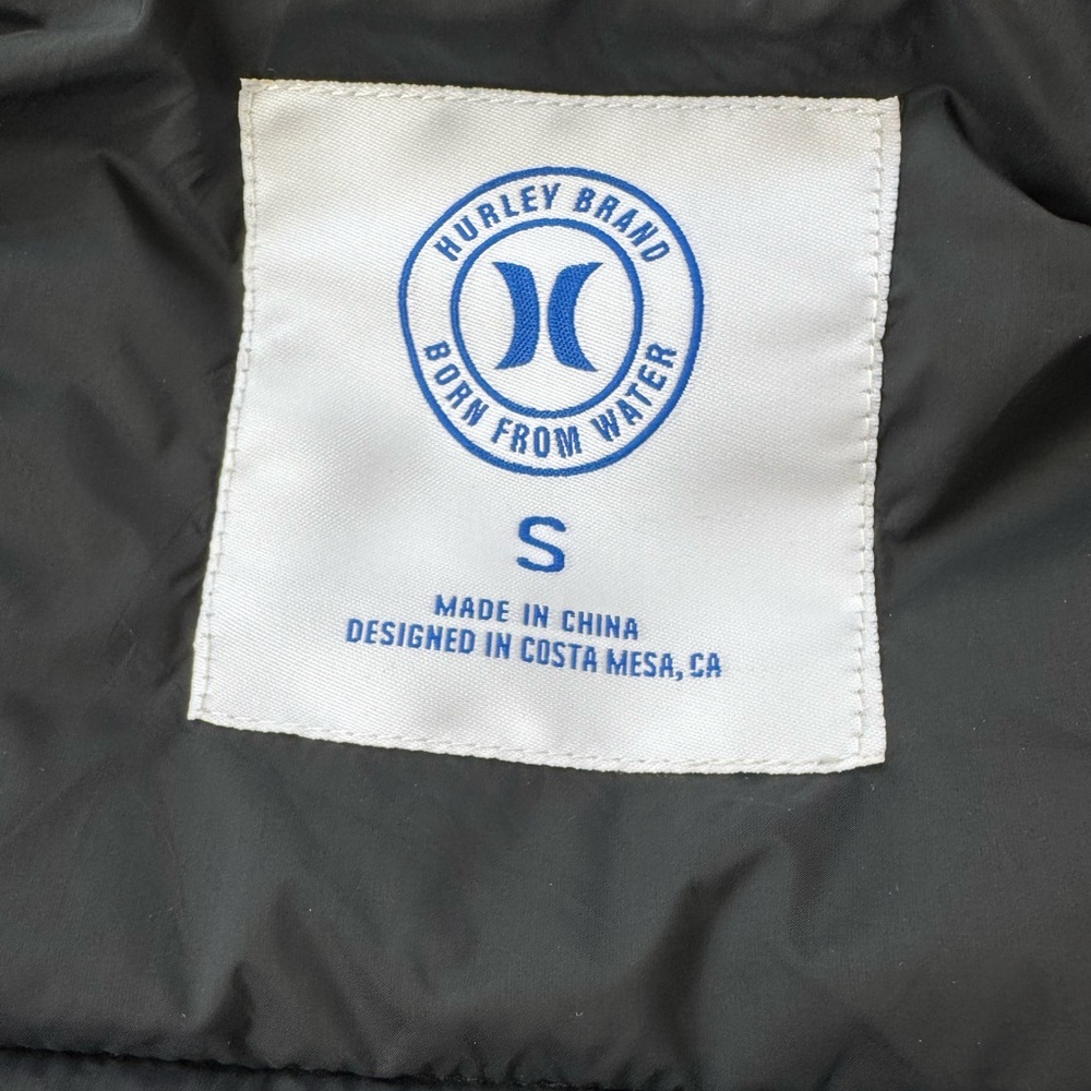 Hurley - men hooded puffer jacket (small) - Picture 7 of 7